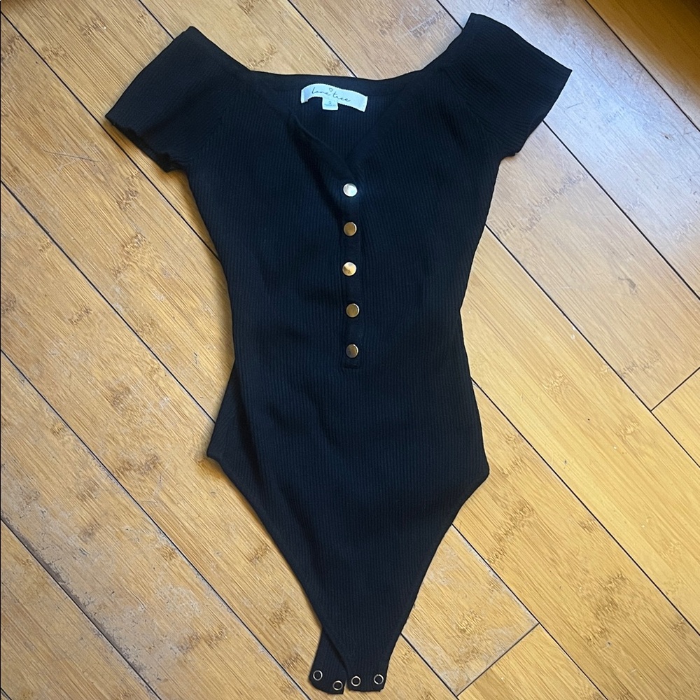 Love Tree Black Ribbed Button-Front Bodysuit
